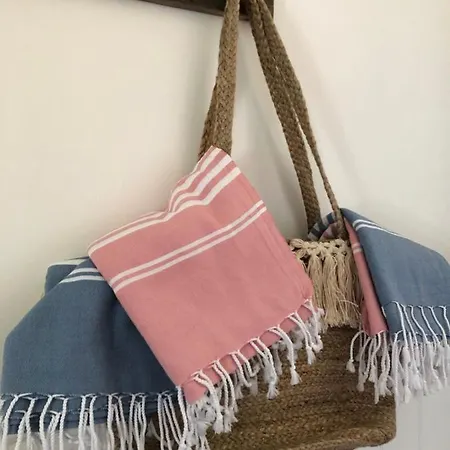 Katjas Kate Gartenwohnung شقة